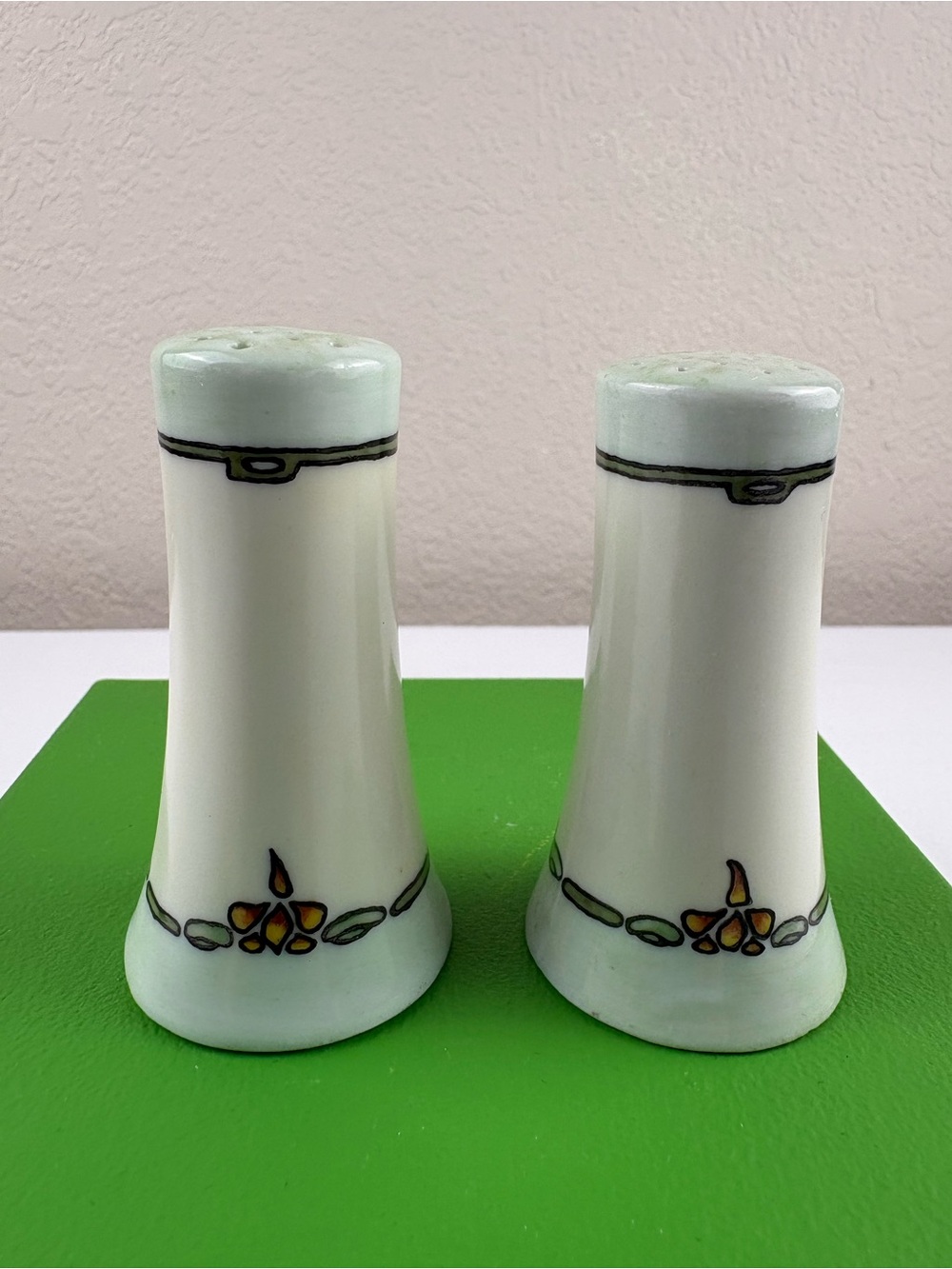 Vintage Favorite Bavaria Ceramic, Hand-
Painted Salt and Pepper Shakers